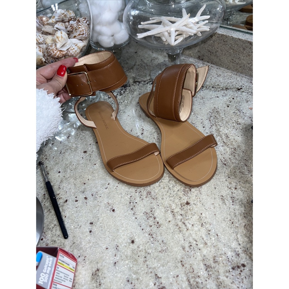 Banana Republic Saddle Brown Leather Ankle Strap Sandals Flats 6M